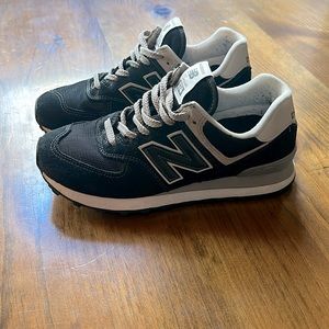 New Balance Women’s Classic 574 sneaker